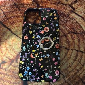 1 phone 12 pro max. Velvet caviar case.